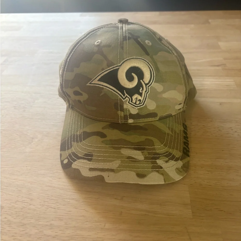 NFL rams hat - Picture 2 of 9